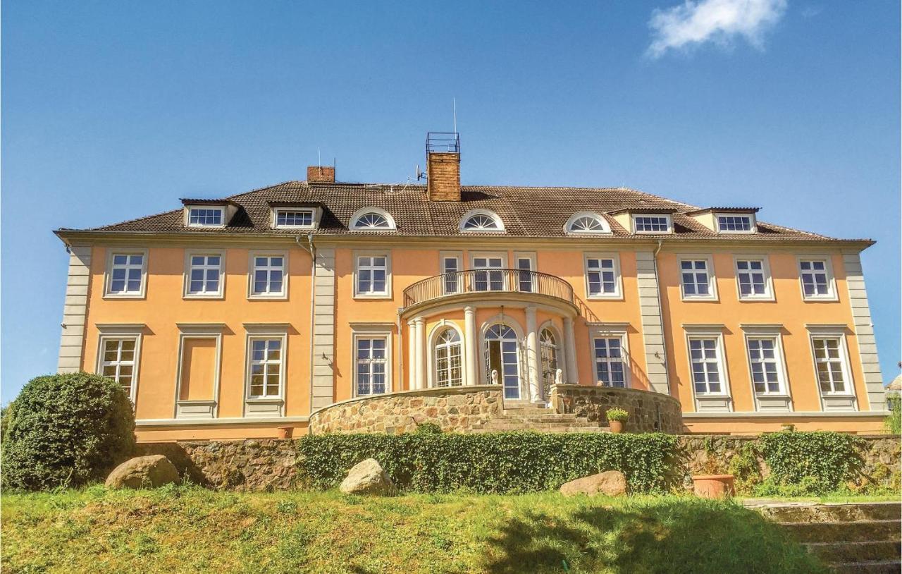 Herrenhaus Luebbenow Bagian luar foto